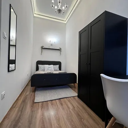 Apartament F14