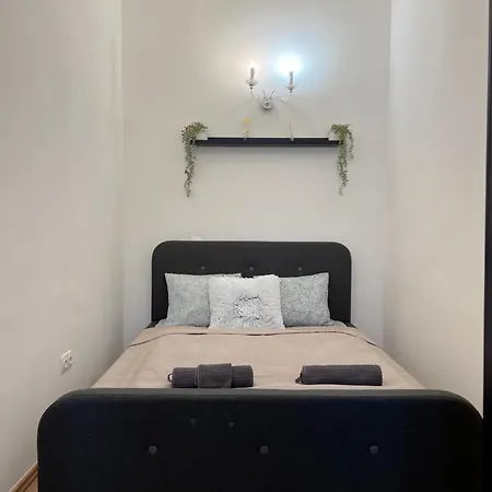 Apartament F14