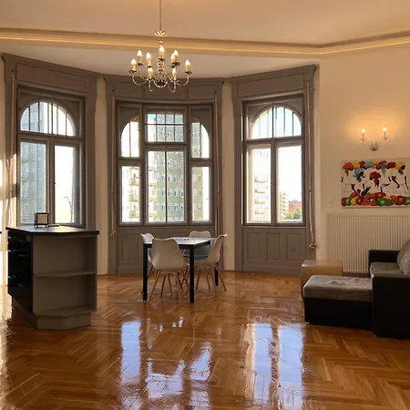 Apartament F14