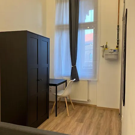 F14 Budapesta
