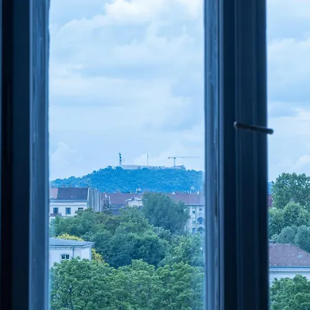 F14 Apartament *